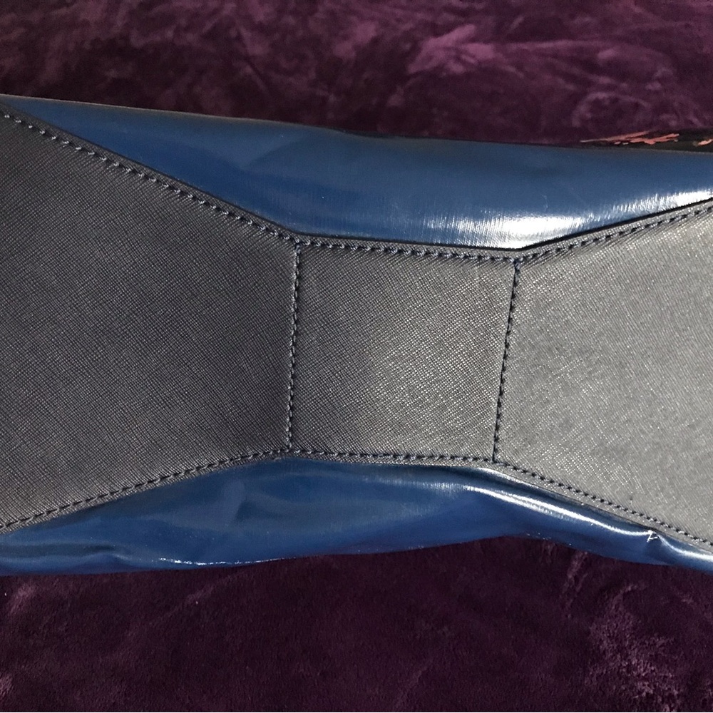 RARE - Kate Spade Going Places Tote - Picture 3 of 6